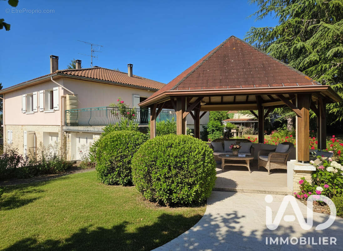 Photo 2 - Maison à MORNAC