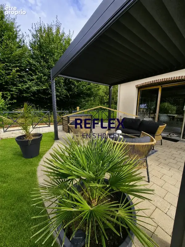 Maison 5 pièces 114 m² · à Englebelmer · 114 m² · 262 300 €