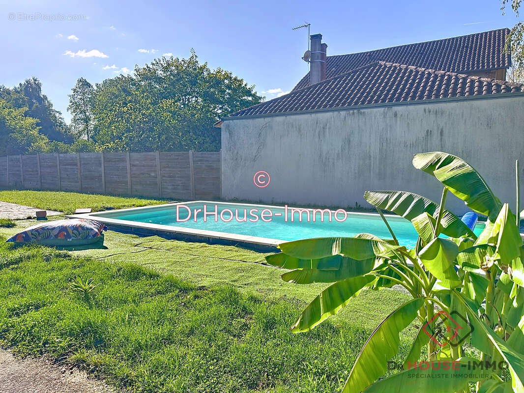 Maison à RAZAC-SUR-L&#039;ISLE