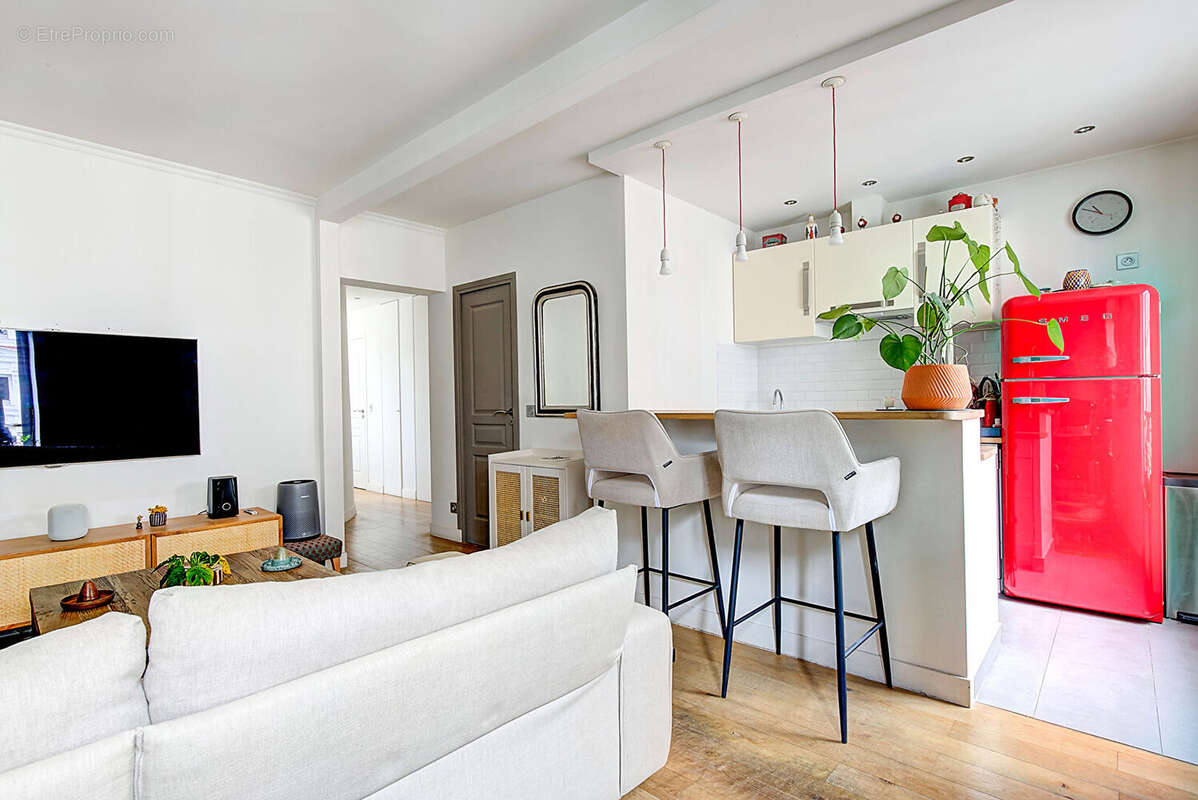 Appartement à PARIS-18E
