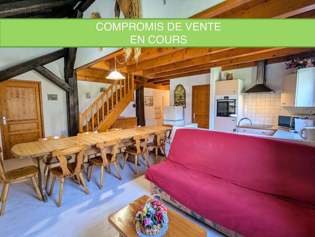 Appartement à MORILLON