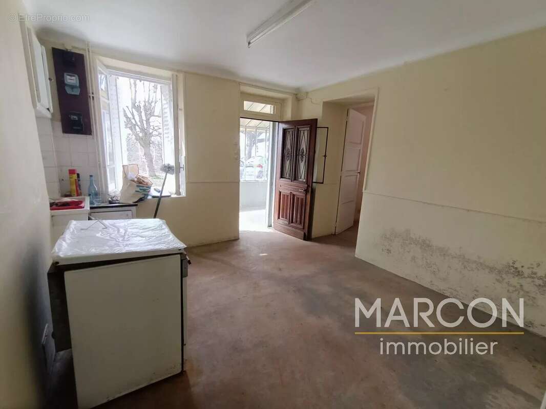 Maison à LAVAVEIX-LES-MINES