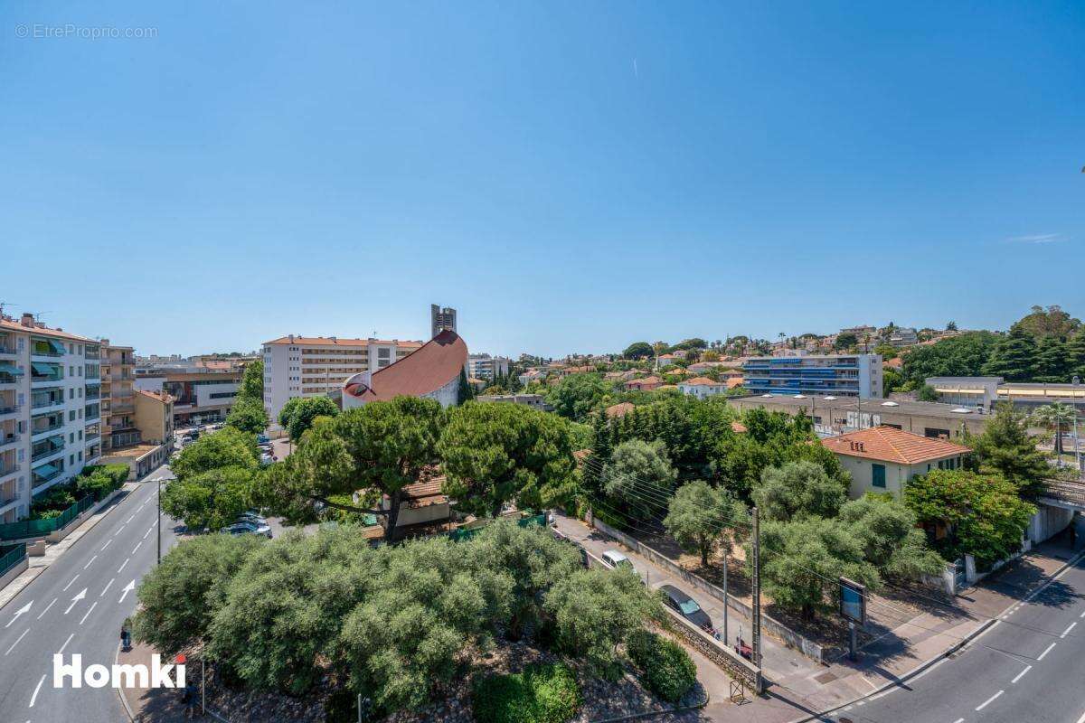 Antibes – Centre-ville, 3 pièces traversant avec 3 extérieurs et cave - photo 5