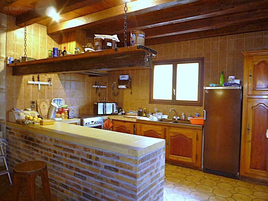 Maison à PUGET-THENIERS