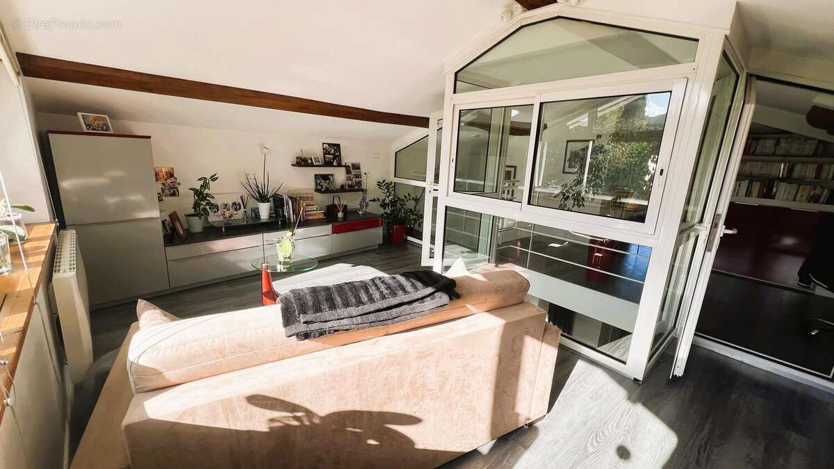 Photo 7 - Appartement à ECULLY