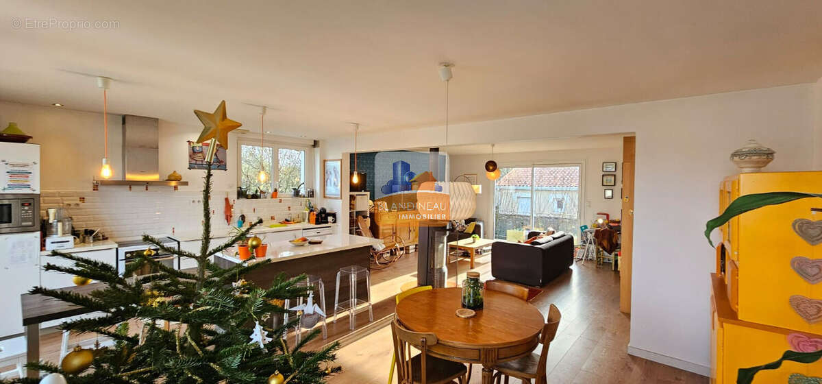 Appartement à BOUGUENAIS