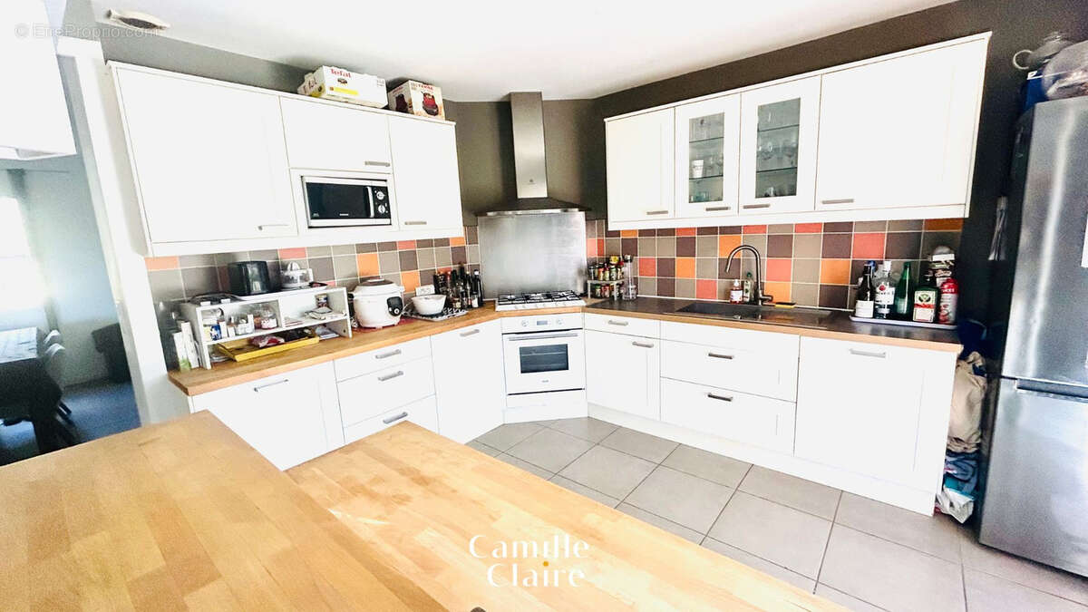 Maison à POURRIERES