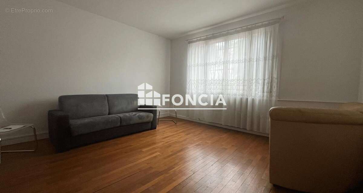 Appartement à BOURG-LA-REINE