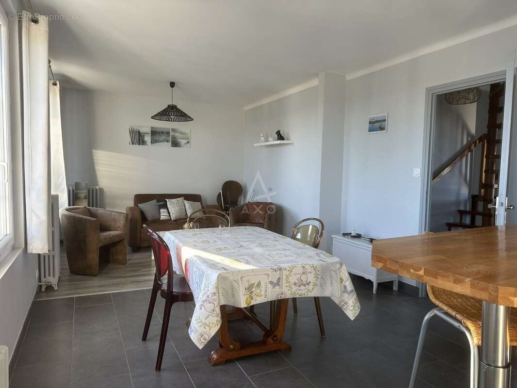 Maison à BELZ