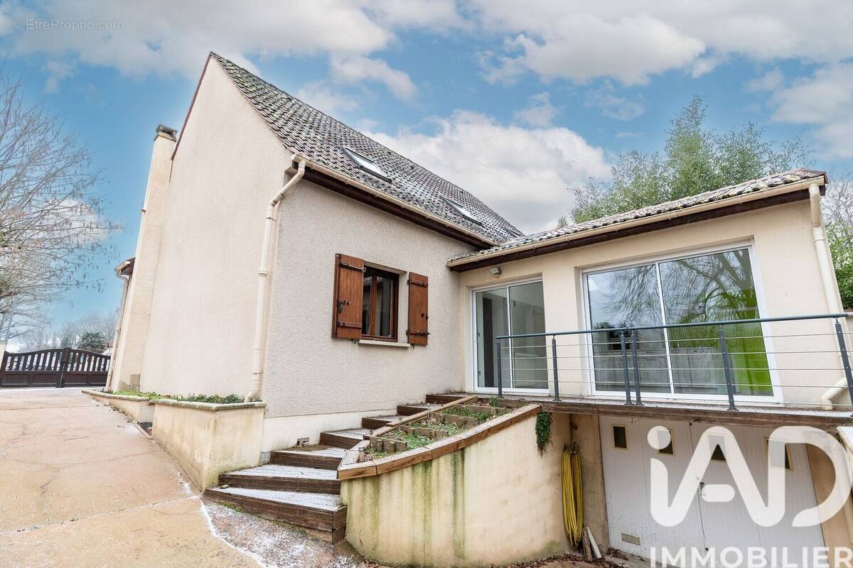 Photo 1 - Maison à FLEURY-MEROGIS