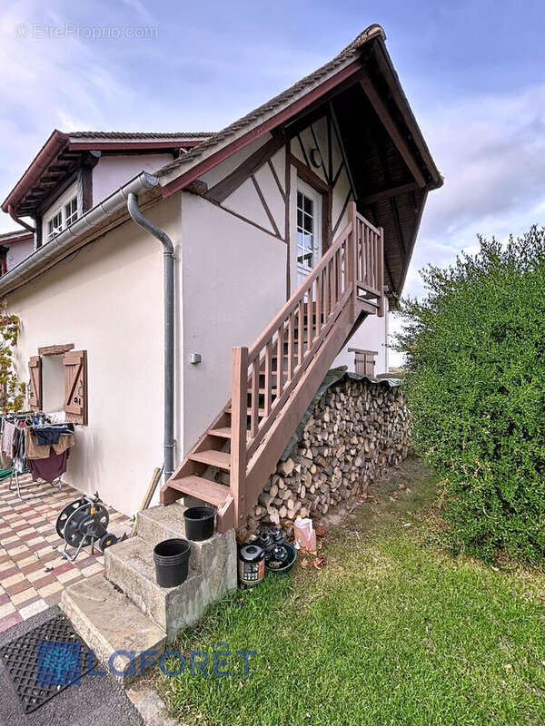 Maison à LES BAUX-DE-BRETEUIL