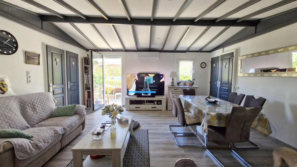 Maison à PUGET-SUR-ARGENS