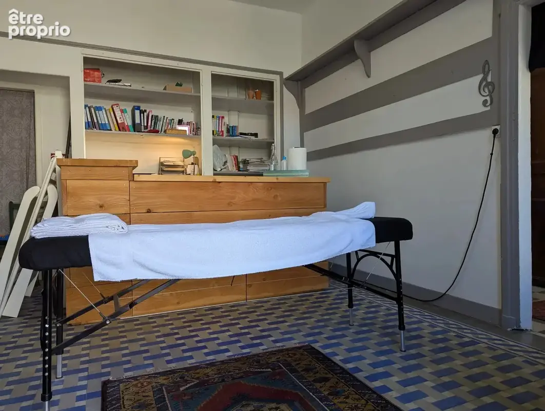 Deux propriétés de caractère au coeur de Montmorillon - photo 14
