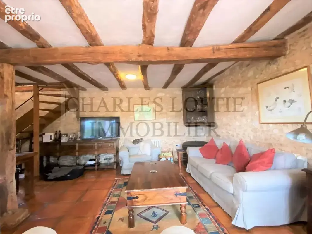 Superbe ensemble avec maison, gîte et piscine implanté au coeur de ses 12 hectares - photo 19
