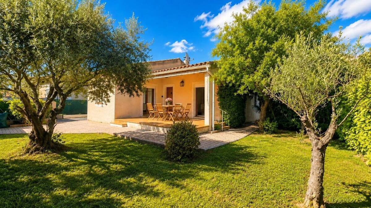 Photo 1 - Maison à L'ISLE-SUR-LA-SORGUE