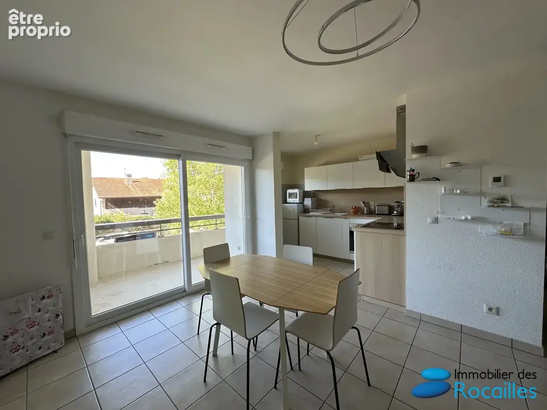 Appartement à REIGNIER