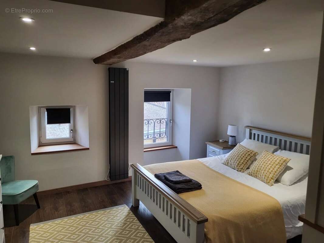 Élégante maison de ville conçue par un architecte avec potentiel de revenus - photo 6