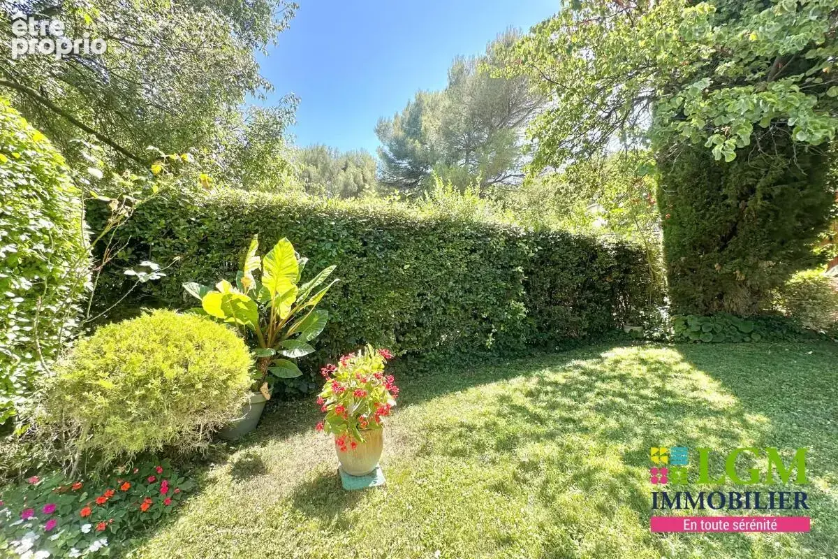 NÎMES - Magnifique maison familiale - photo 14