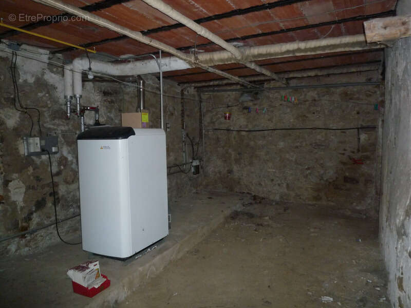 Maison à ESSOMES-SUR-MARNE