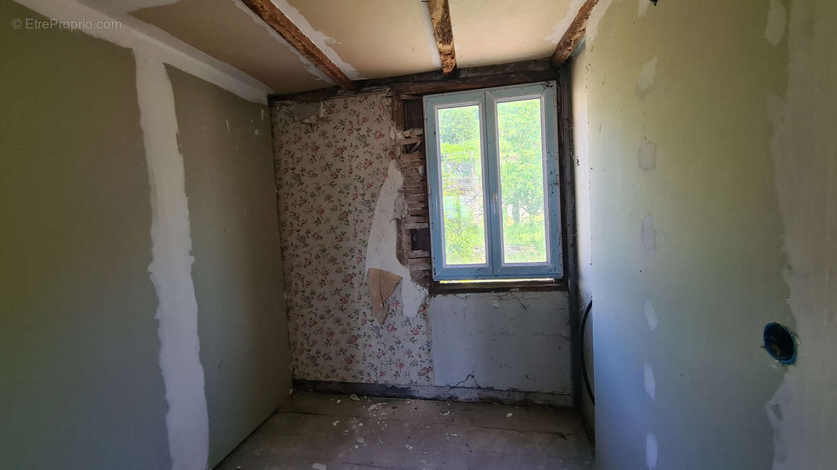 Maison à TERRASSON-LAVILLEDIEU