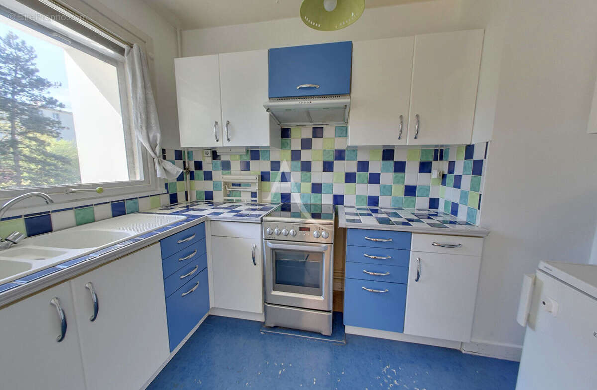 Appartement à FONTENAY-SOUS-BOIS