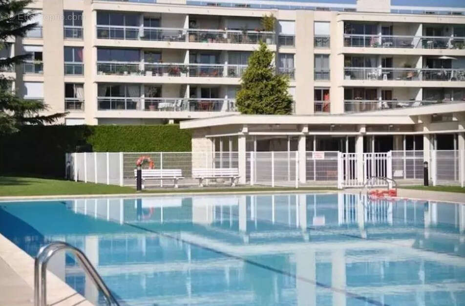 Appartement à BAILLY