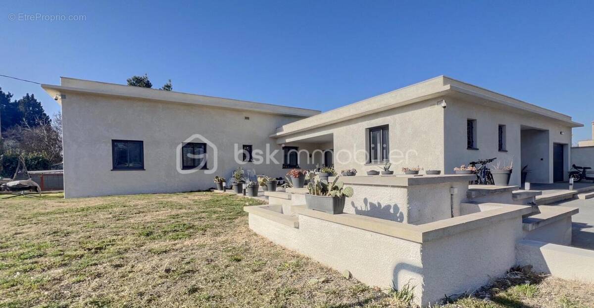 Maison à CAUMONT-SUR-DURANCE