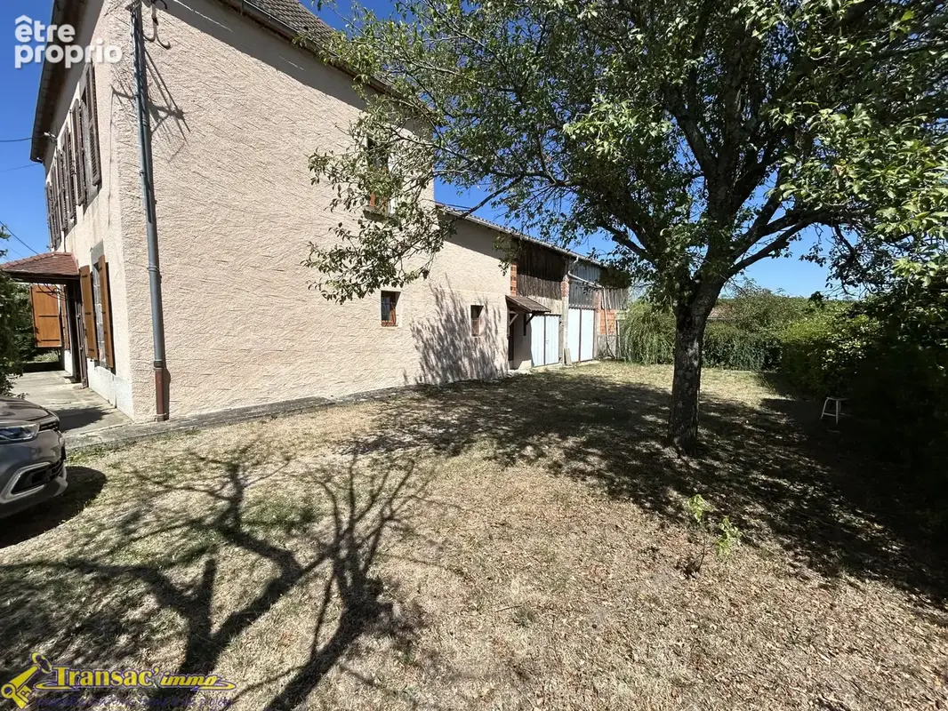 Maison 5 pièces 90m2 avec terrain et dépendances - photo 2