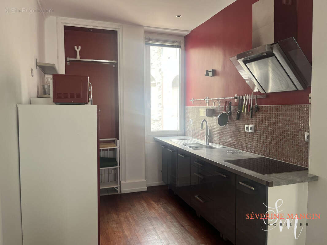 Appartement 48 m² à Valence  - photo 4