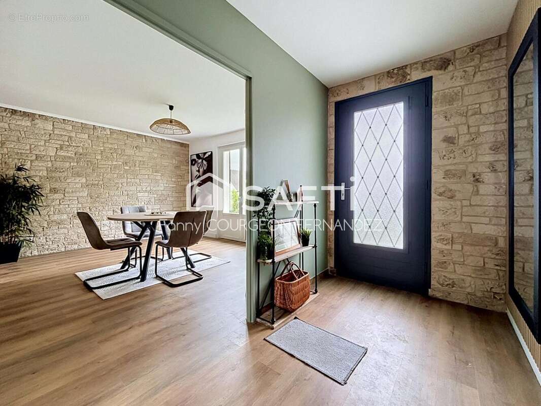 Photo 4 - Maison à LAMORLAYE