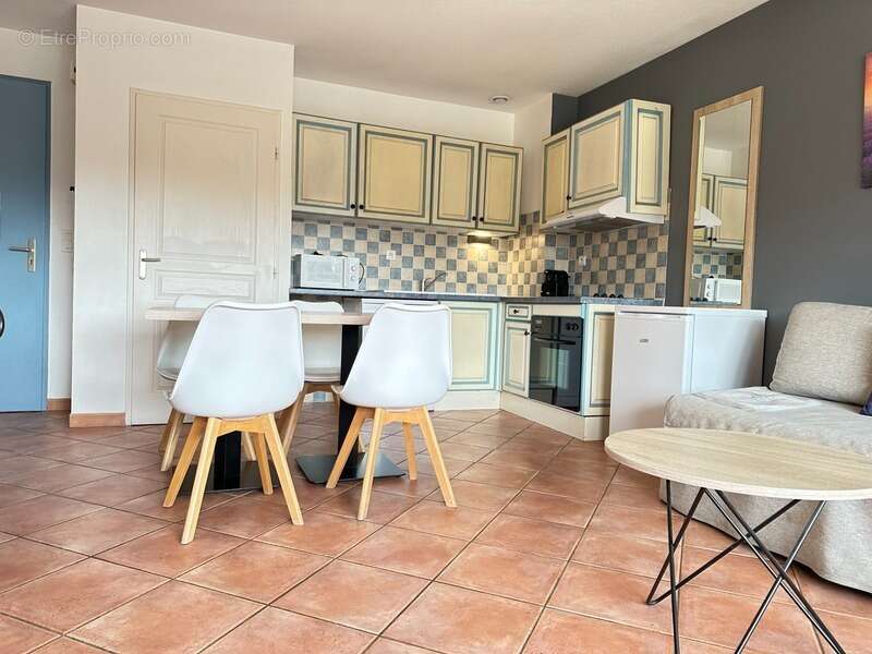 Appartement à GREOUX-LES-BAINS