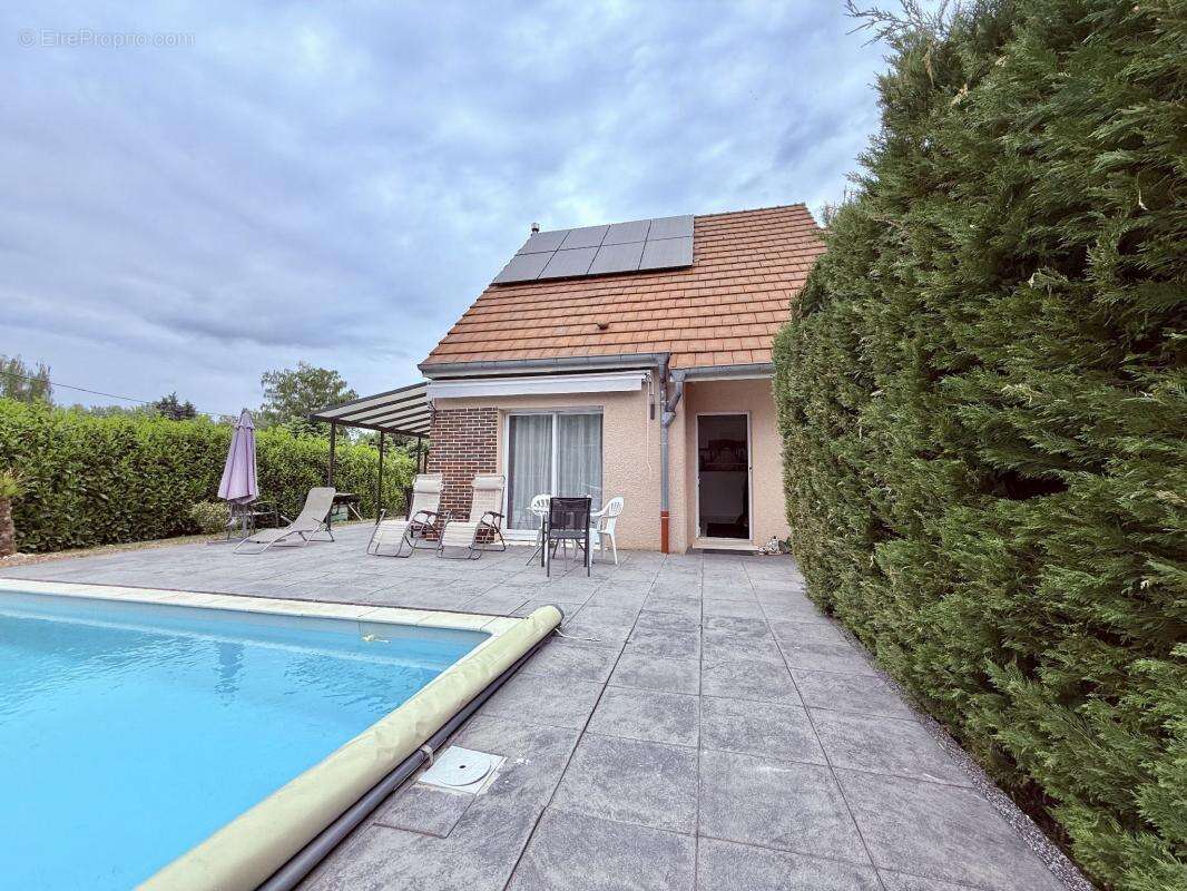 Maison à FENAY