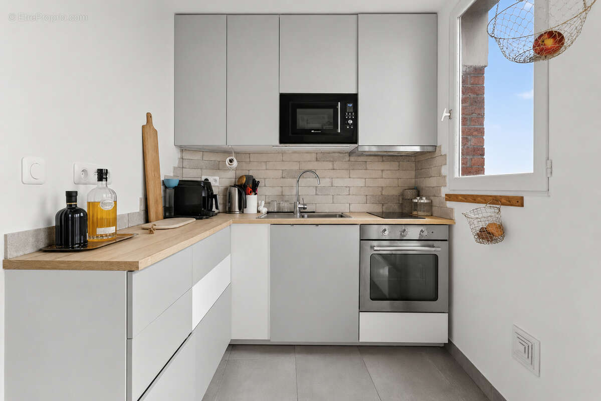 Appartement à PARIS-20E