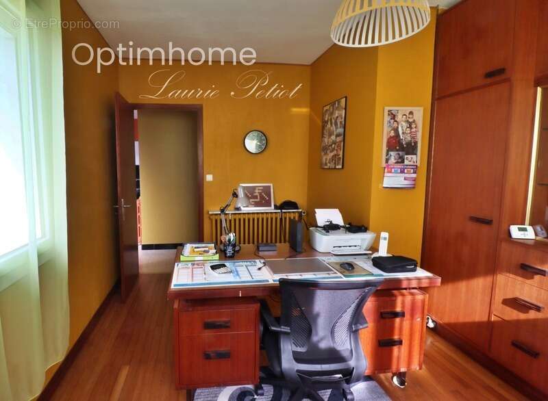 Coup de cœur - Rare à la vente ! Magnifique maison contemporaine de 225 m² avec vue sur le château - photo 17
