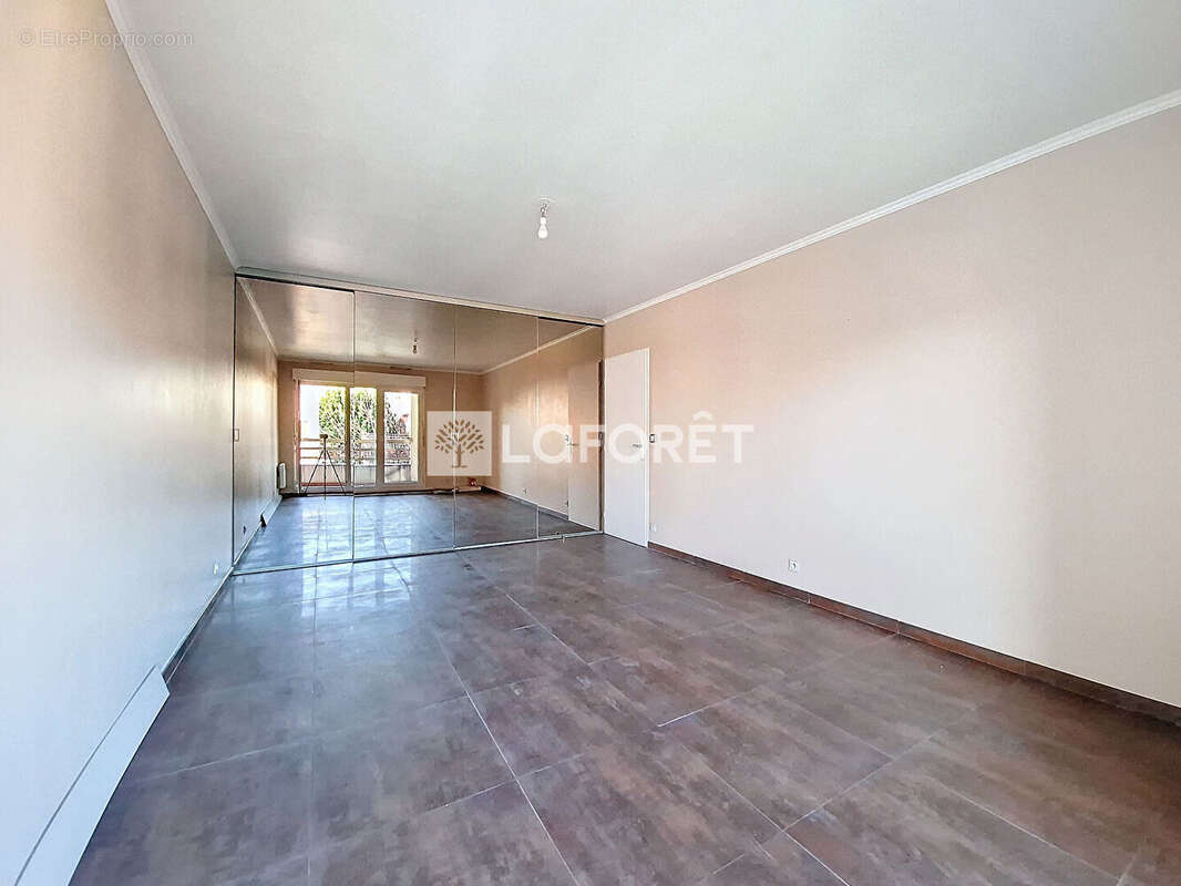 Appartement à CACHAN