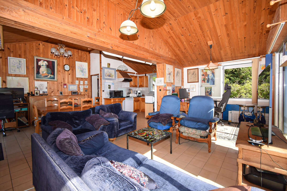ENVEITG   Propriété de caractère sur plus de 2 000 m2 de terrain - photo 4