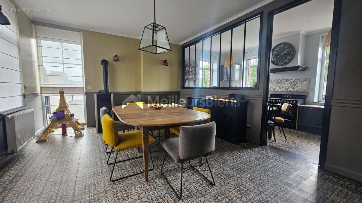 Maison à WARGNIES-LE-PETIT