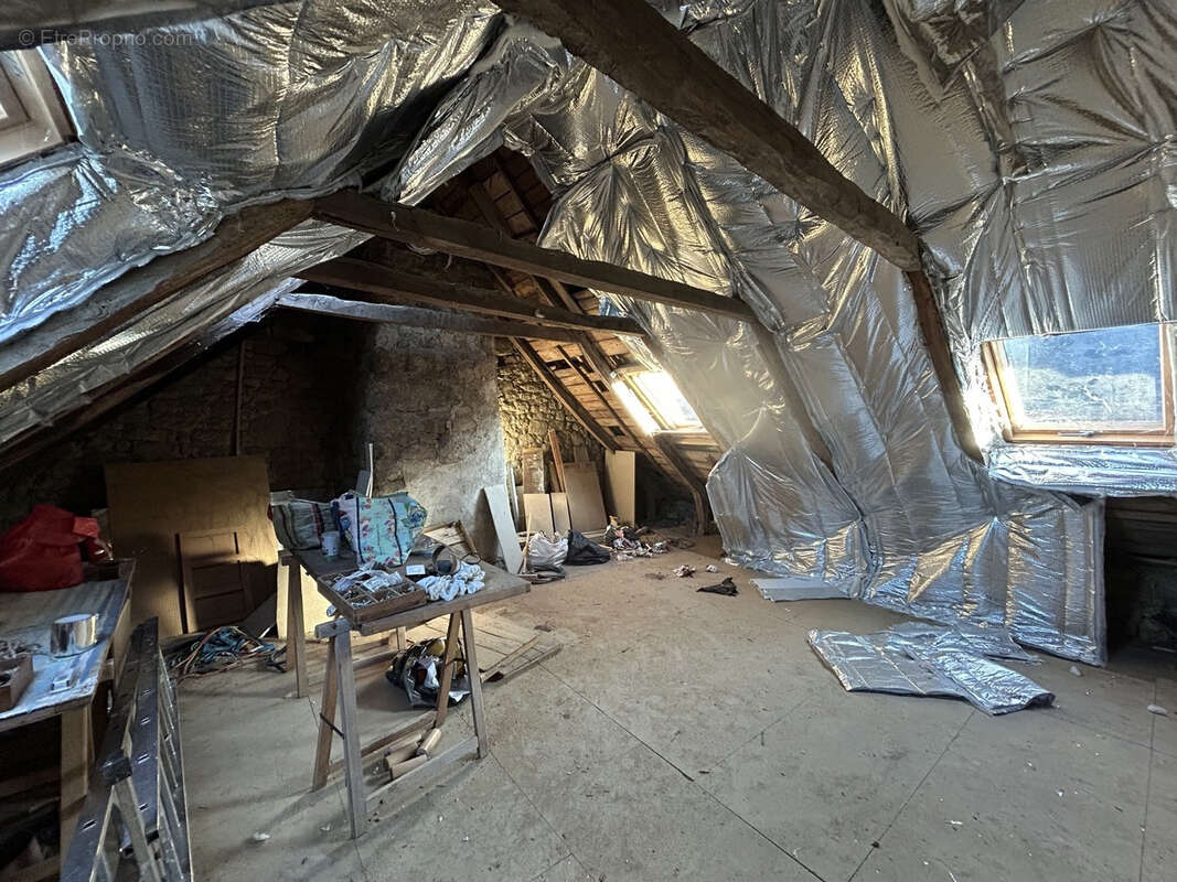 Maison à EGLETONS
