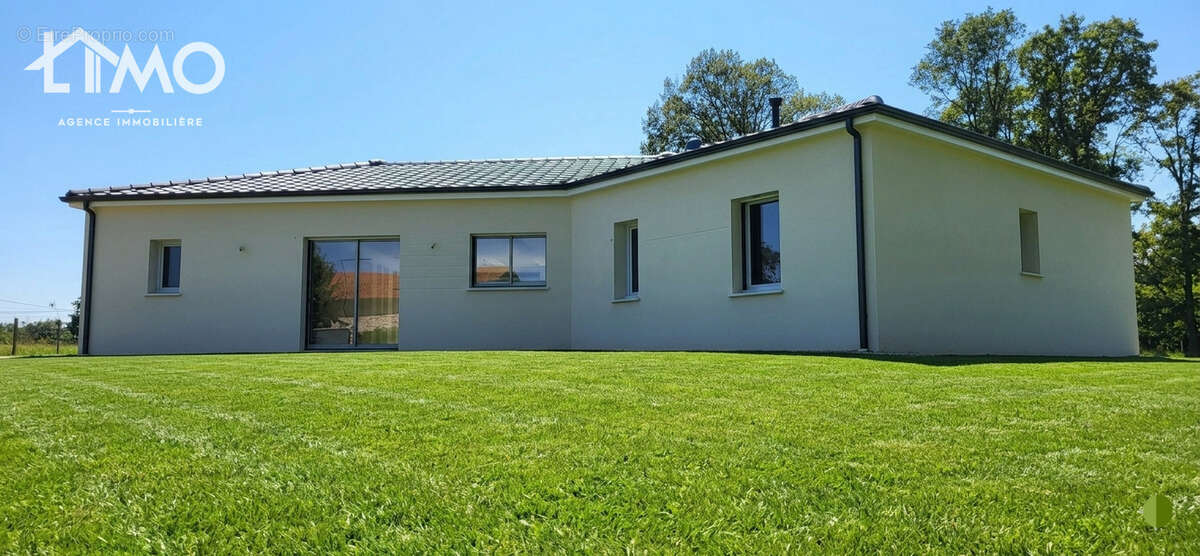 Maison à SAINT-JUNIEN