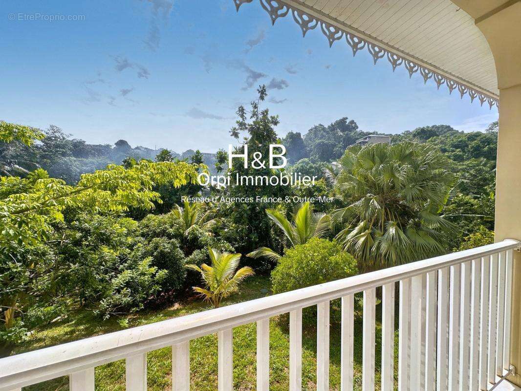 À Vendre – Villa avec 3 logements indépendants – Vue Nature - photo 2