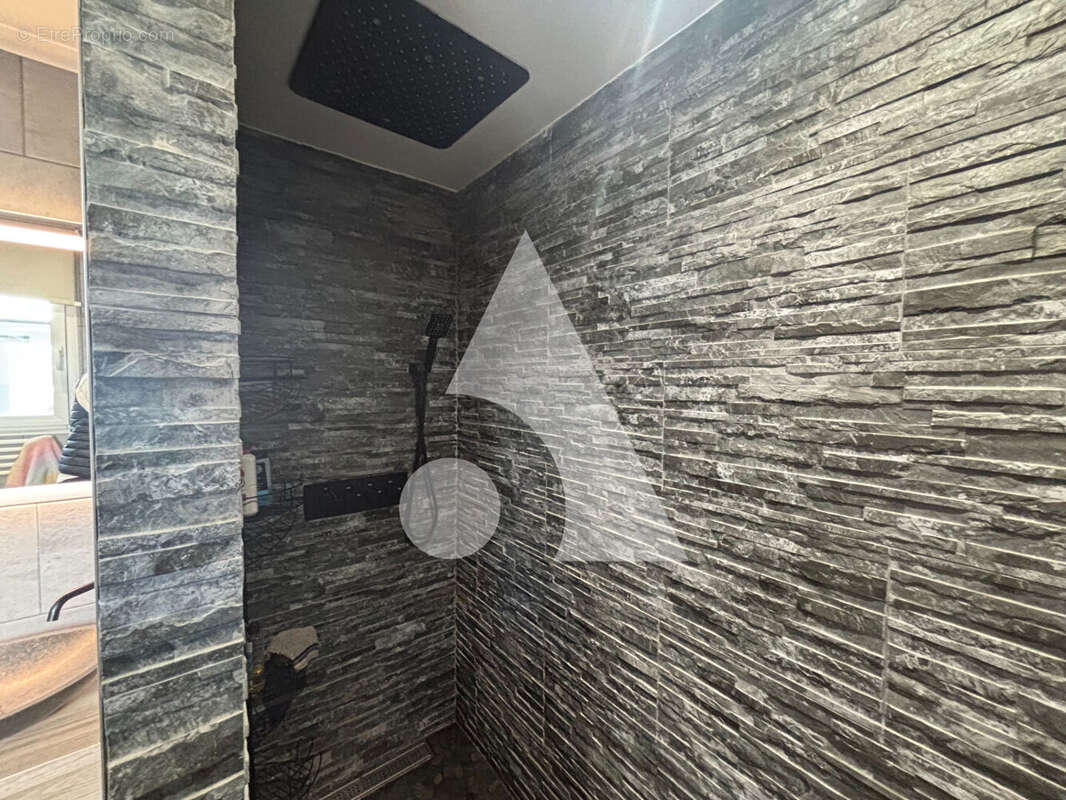 Maison à VENDEGIES-SUR-ECAILLON