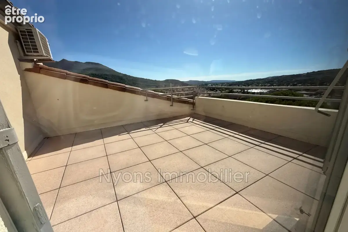 Appartement 3 pièces 69 m² à vendre à Nyons (26110) - photo 2