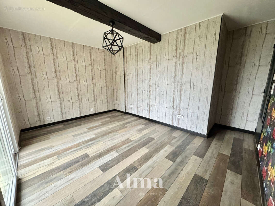 Maison à VILLEBRUMIER