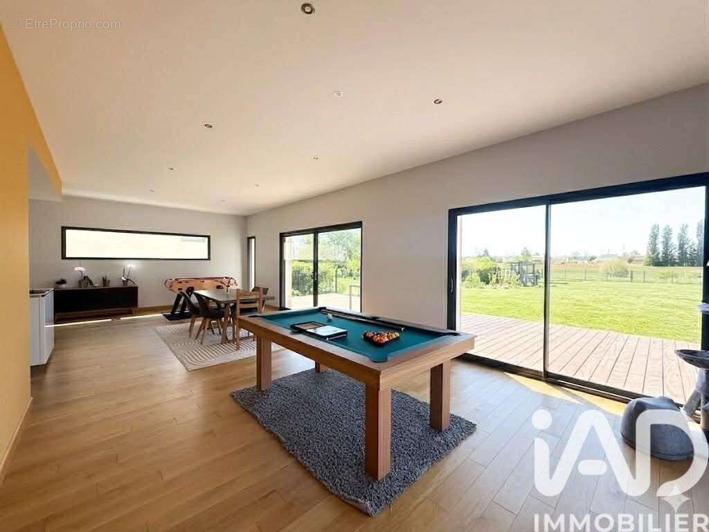 Maison 199 m² à Ingre  - photo 5