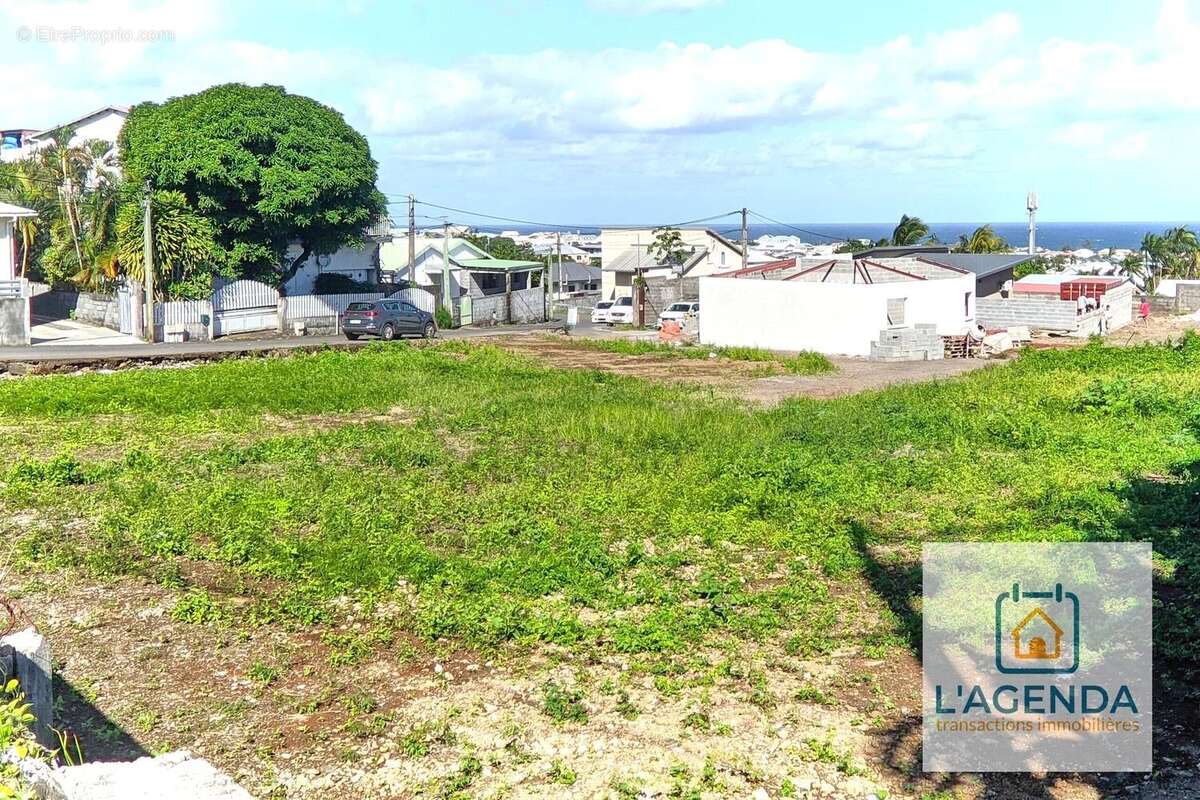 Terrain 388 m² - Saint Joseph - photo 2