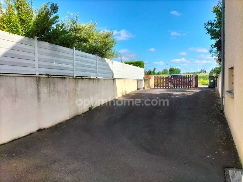 Maison à MONTFORT-SUR-MEU