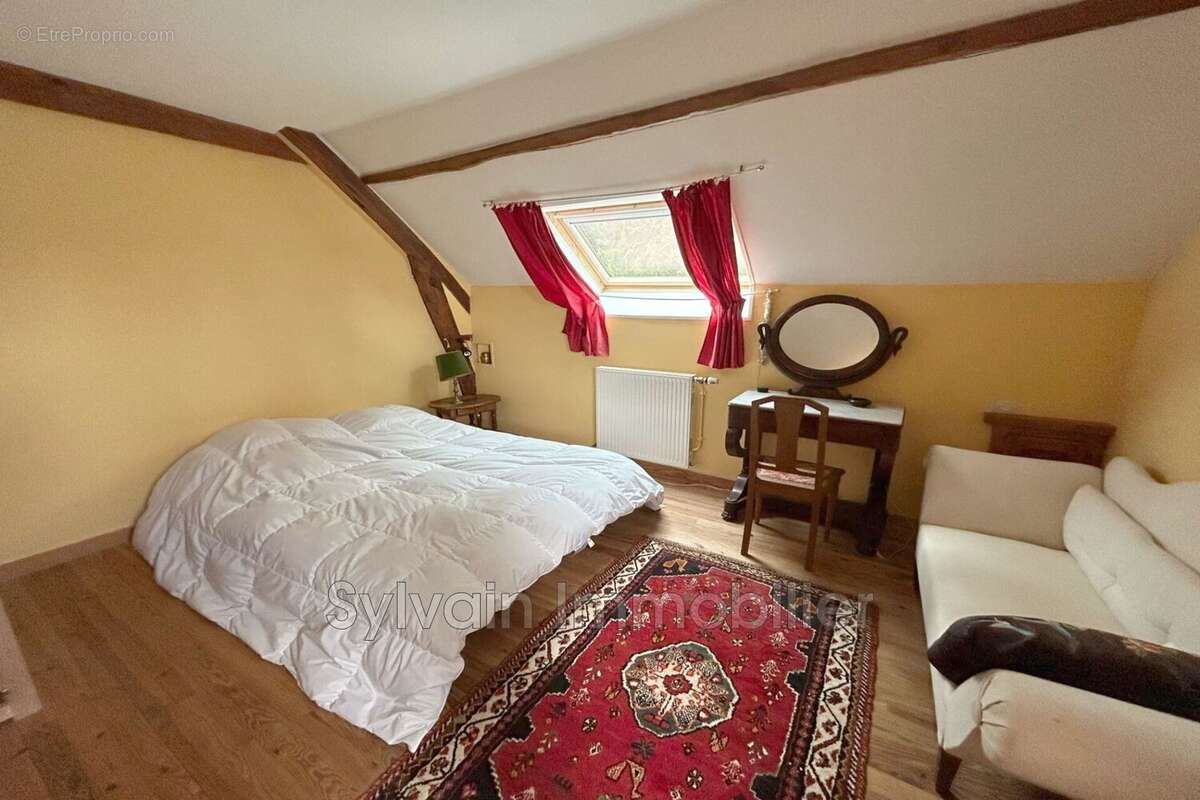 Maison à GRANDVILLIERS