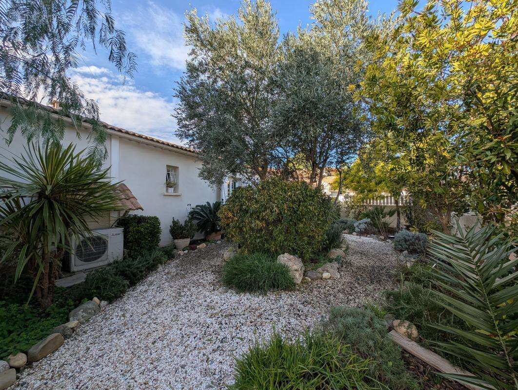 Plain pied À Vendre en parfait état - photo 20