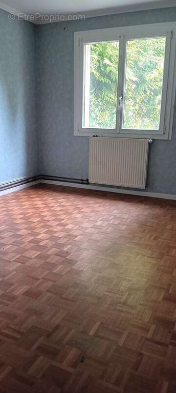 Maison à SAINT-GENIS-POUILLY