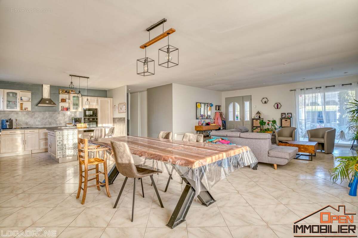 Appartement à BIAS